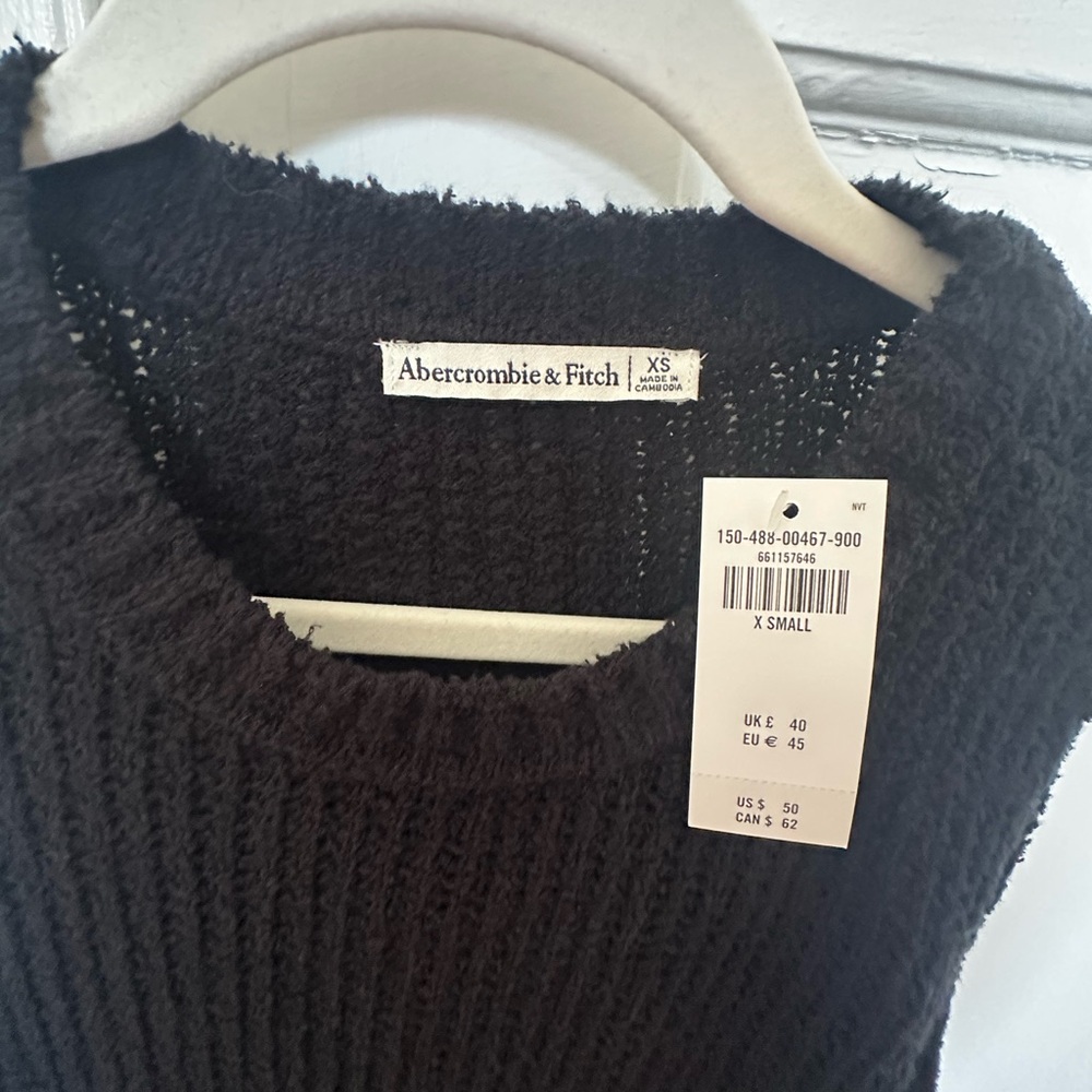 Abercrombie & Fitch Black Ribbed Crew Neck Sweater